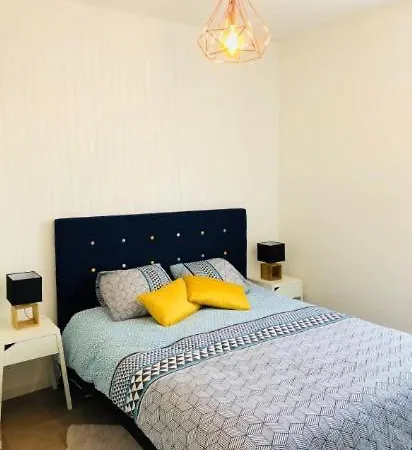 Apartment Aux Clefs Des Sacres - Jean De La Fontaine Reims